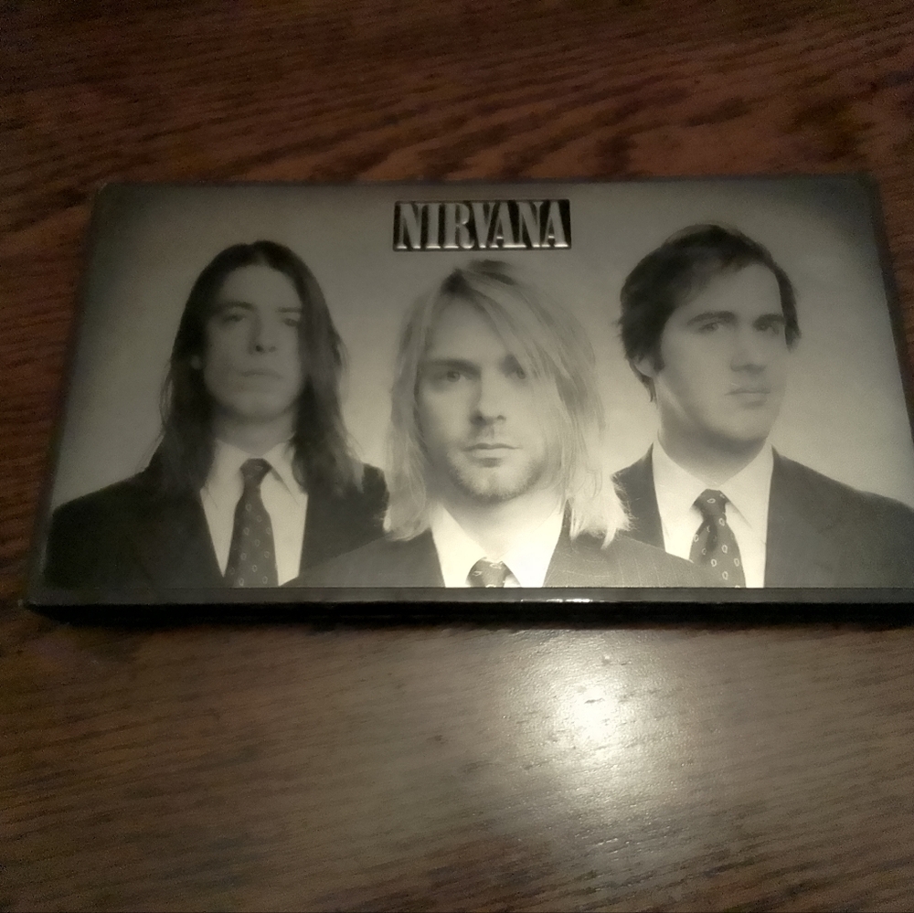 NIRVANA With The lights Out 3CD + DVD Box Set